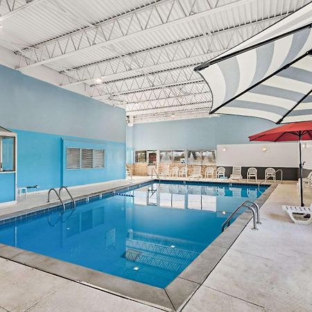 Quality Inn & Suites Near I-480 And I-29 Council Bluffs Dış mekan fotoğraf