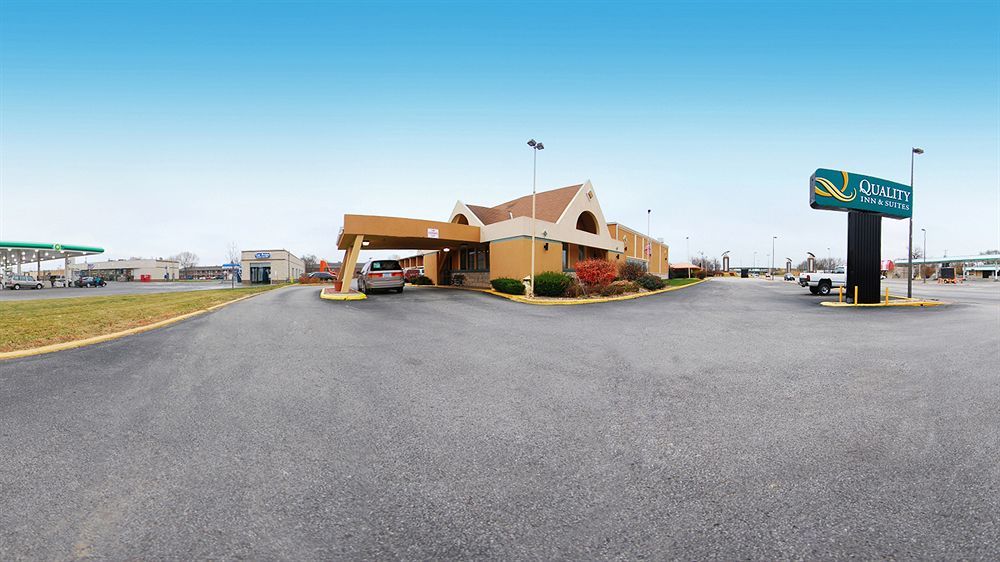 Quality Inn & Suites Near I-480 And I-29 Council Bluffs Dış mekan fotoğraf